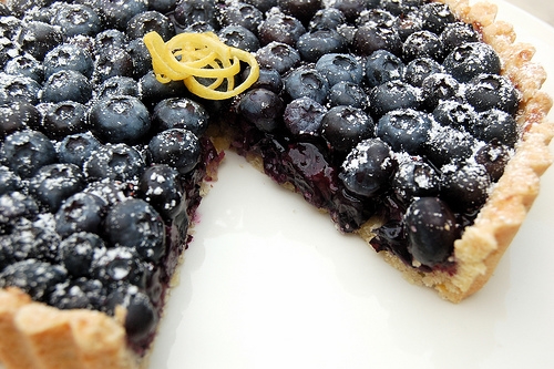 Is it possible to make blueberry pie with no eggs? From scratch?