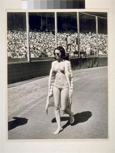 Ladies' Baseball Day - Which Baseball Stadium was used in the 1943 Eddie Albert & Lupe Velez movie Ladies' Day?