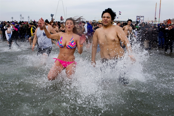 need to find out information for polar bear plunge in portsmouth ohio news years day send to
