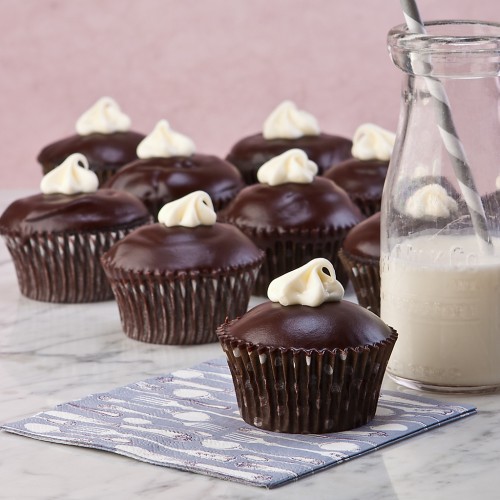 Can you still eat a Hostess CupCake after its expiration date?