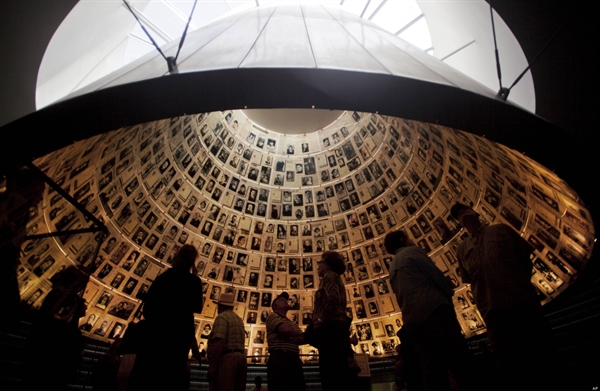 o-HOLOCAUST-REMEMBRANCE-DAY- ...
