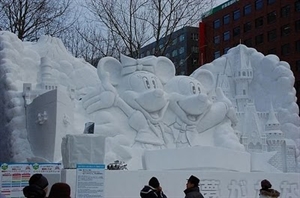 US National Snow Sculpting Week - Snow Sculpture - Mickey and